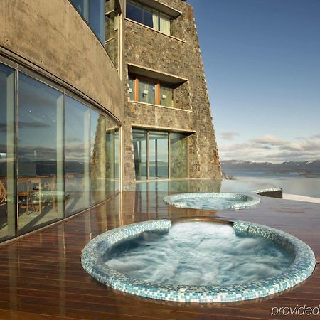 Arakur Ushuaia Resort & Spa Kültér fotó The hot tubs at the hotel