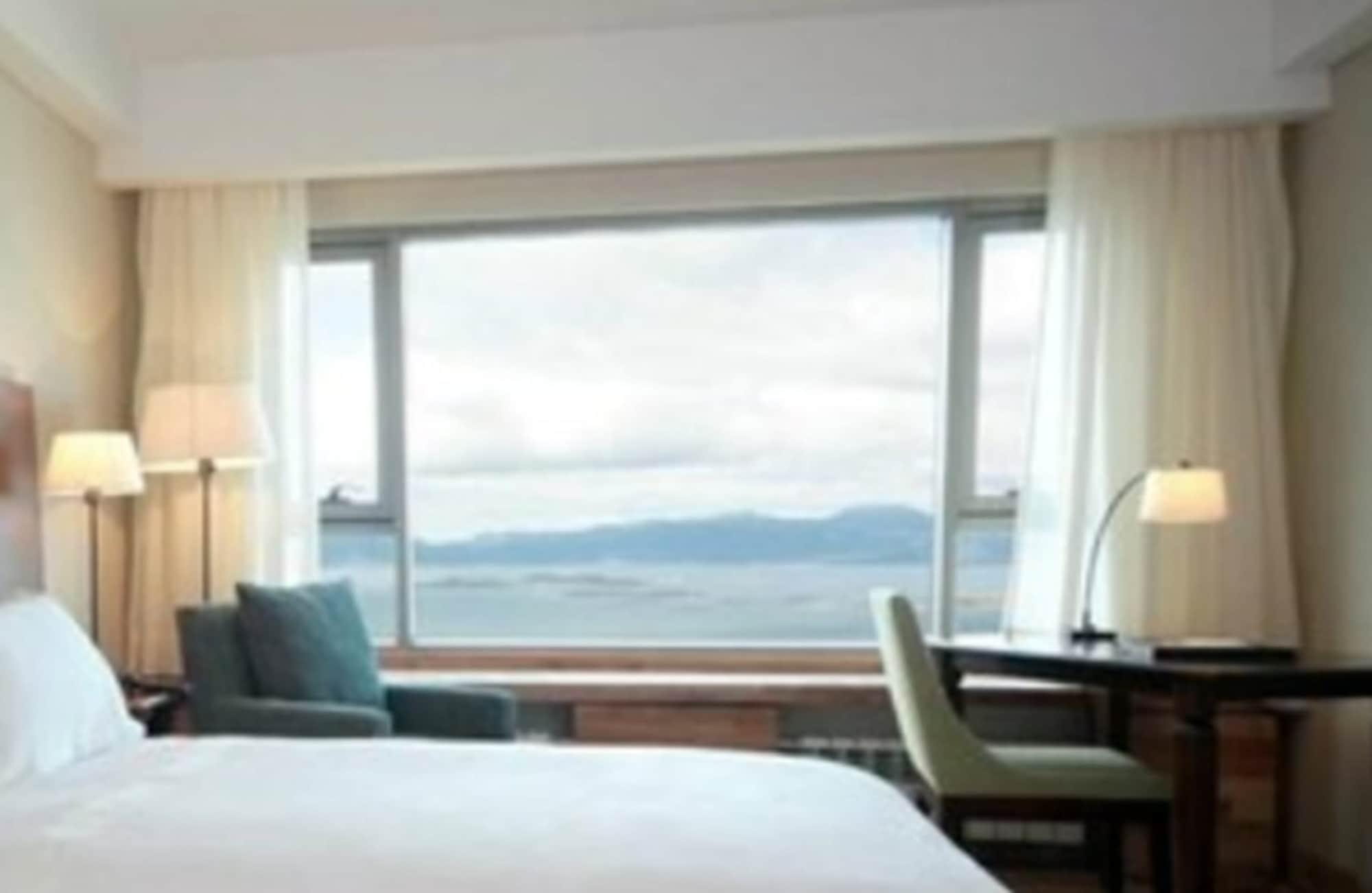 Arakur Ushuaia Resort & Spa Kültér fotó A room at the hotel