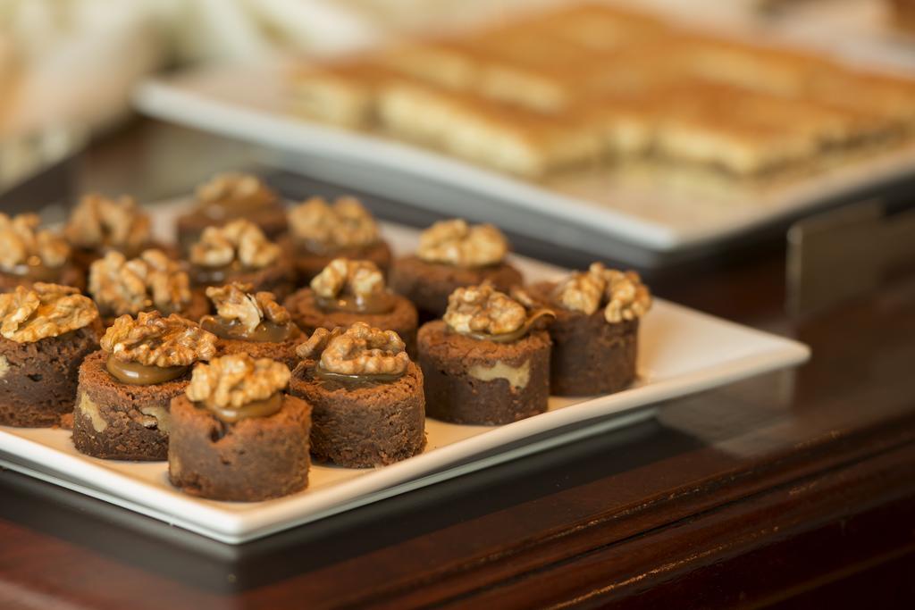 Arakur Ushuaia Resort & Spa Kültér fotó Walnut baklava