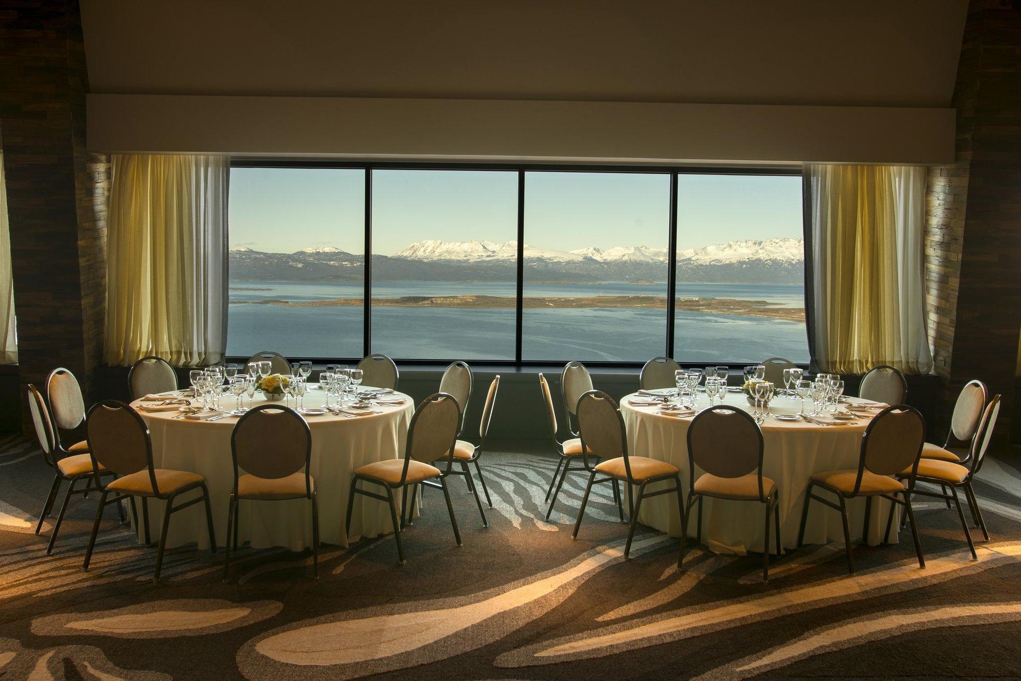Arakur Ushuaia Resort & Spa Kültér fotó The Lake Room